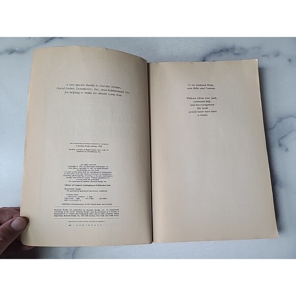 Guaranteed Goof-Proof Healthy Microwave Cookbook by Margie Kreschollek and... - Picture 4 of 10